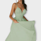 Ailana - Vestido Feminino com Decote V Profundo